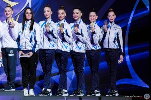 podium jr group sfe02645 copia simone ferraro ph